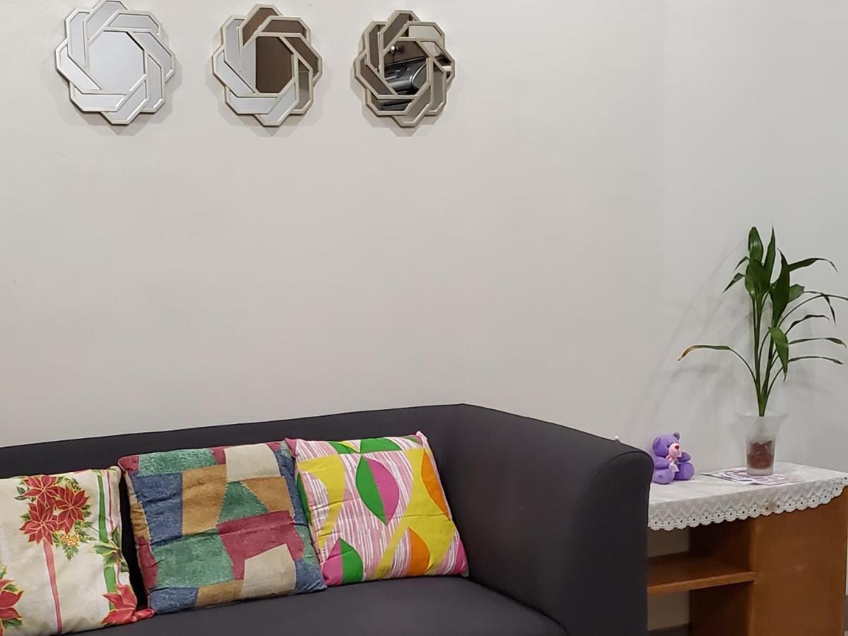Jen'S Paranaque City Apartment Манила Экстерьер фото